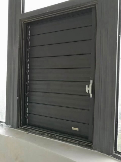 手動(dòng)百葉窗展示